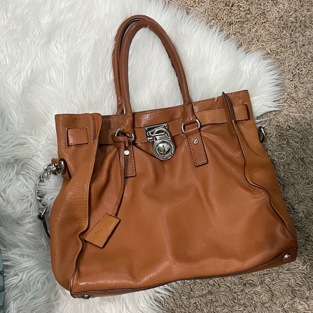 MICHAEL KORS | Chestnut Hamilton Shoulder Bag